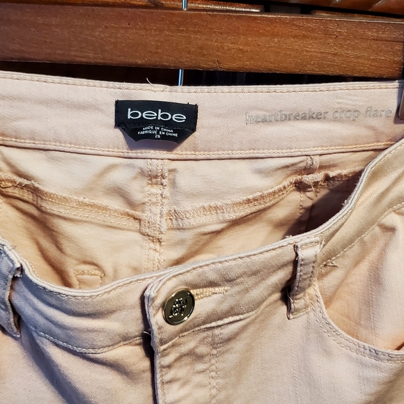 BEBE Heartbreaker crop flare blush pink jeans 26 - Picture 5 of 5